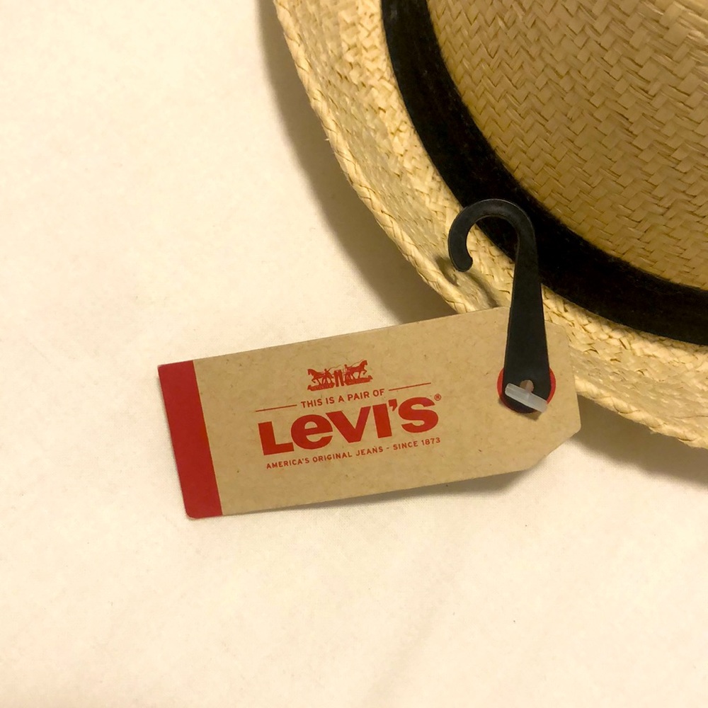 Hat // Levi’s - Picture 3 of 4